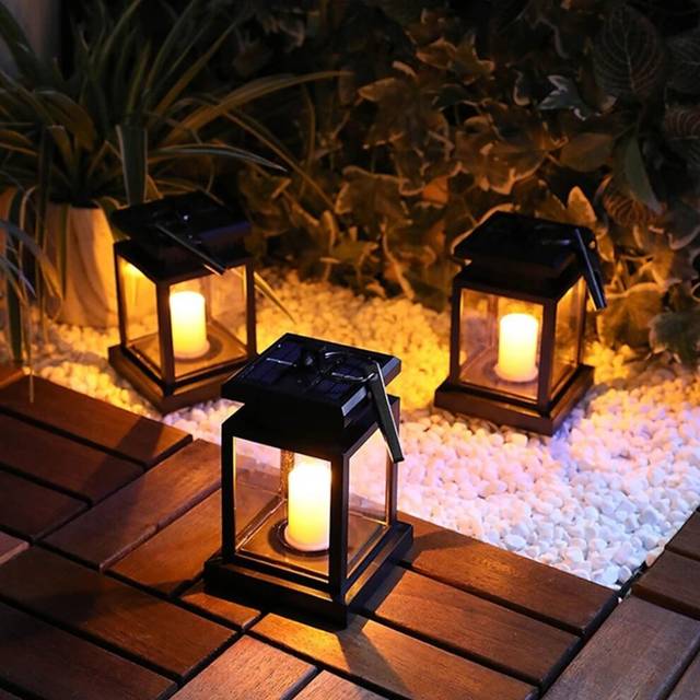 Retro Lantern Candle Outdoor Pathway Lights Waterproof Hanging Solar Light for Garden Patio Wedding Party Holiday Outdoor Indoor Decoration