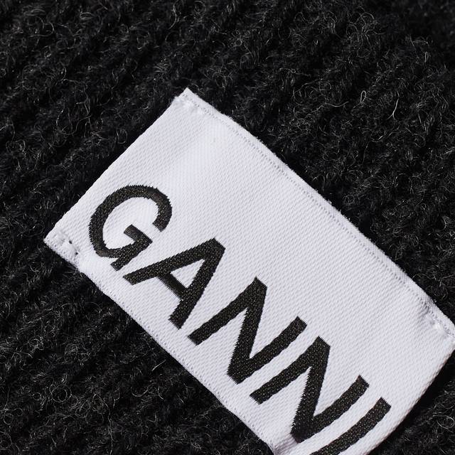 GANNI Gray Fitted Wool Rib Knit Beanie - Phantom - UNI