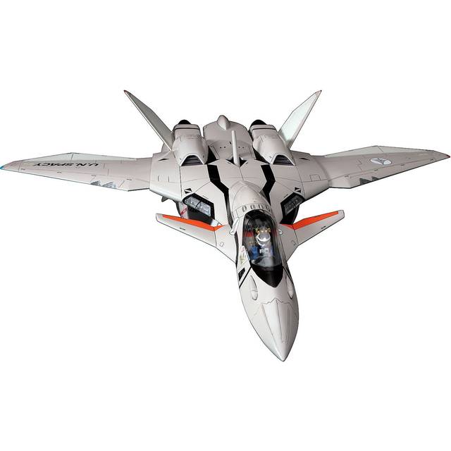 VF-11B Thunderbolt (1/72 scale Plastic model) Hasegawa Macross PLUS [J
