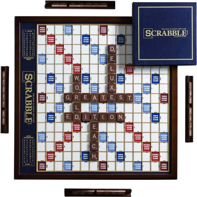 Scrabble Deluxe Wooden Edition med roterande spelbräda av Winning Solutions