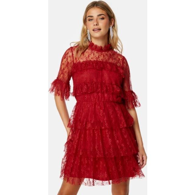 Bubbleroom - Spetsklänning Frill Lace Dress - Röd