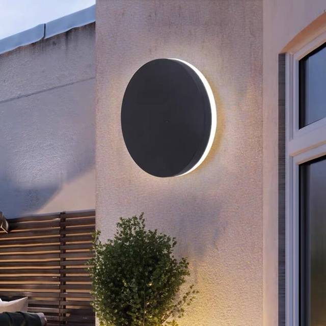 Waterproof Modern Outdoor Wall Lights LED Outdoor Iron Wall Light 220-240V 10 W