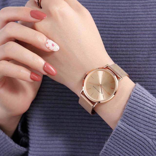 Hannah Rose Gold Minimalistisk Damarmbandsur, med Japan-rörelse, 3 bar vattentät med svart presentförpackning, Casual Party Watch Set för kvinnor som (En-Storlek)
