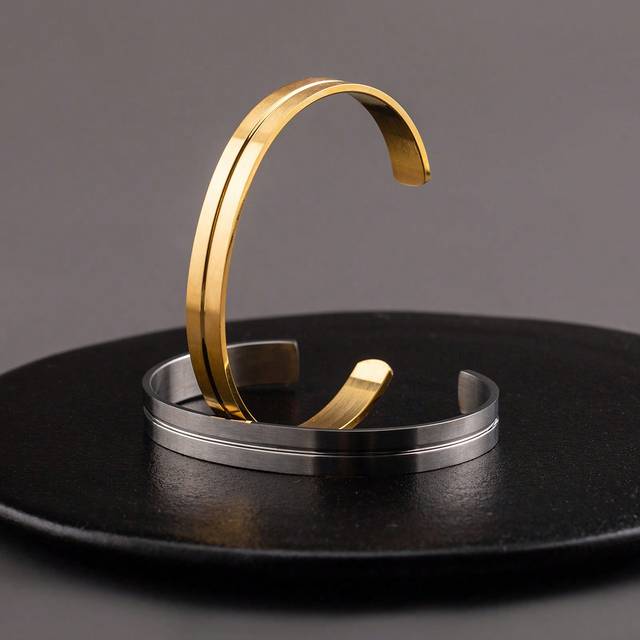 SHEIN 1pc Simple Business Style Stainless Steel Matte Finish Geometric Oval Cuff Bangle With Gold Plating For Men And Women Daily Wear