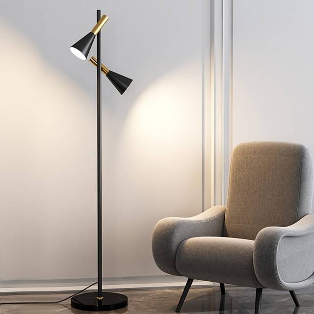 Floor Lamp Vintage Black Floor Lamp for Living Room, Adjustable 2-bulb,Standing Lamp for Office and Bedroom
