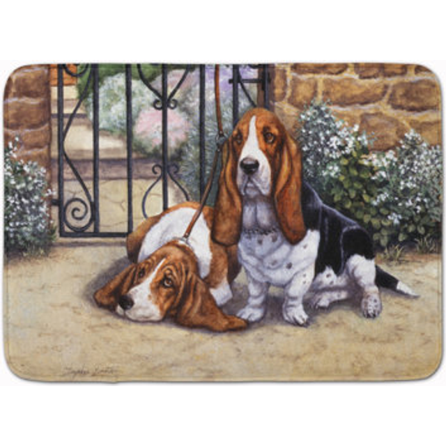 Caroline's Treasures Basset Hound at the gate Floor Mat  19 x 27  Multicolor