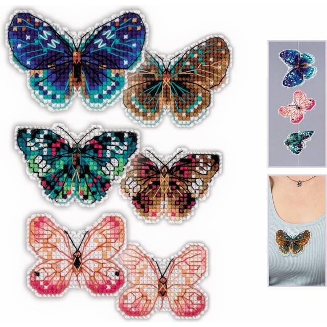 RIOLIS Plastic Canvas Kit 3/Pkg-Soaring Butterflies R1997AC