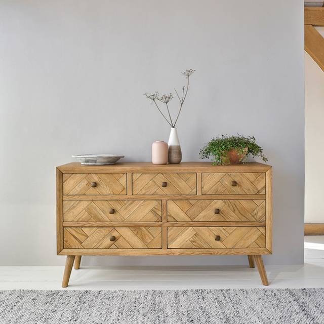 Brushed & Glazed Solid Oak Chest of Drawers - 7 Drawer Chest - Parquet Range - Oak Furnitureland