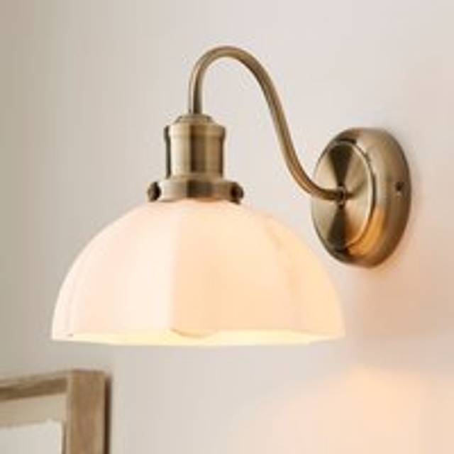 Hartfield Wall Light - White