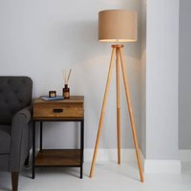Jandia Wooden Tripod Floor Lamp - Natural