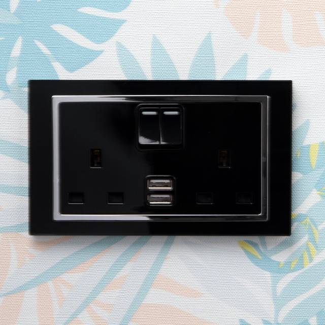 Crystal CT 2.1A USB & 13A DP Double Plug Socket With Switch White - Black