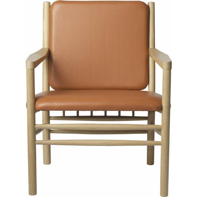 FDB Møbler J147 armchair Oak nature lacquered-cognac leather