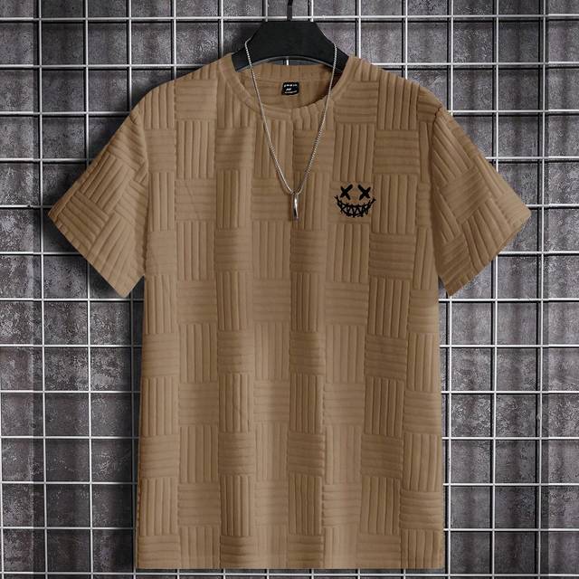 Manfinity Men&#39;s Round Neck Short Sleeve Stretchy Knitted T-Shirt, Summer