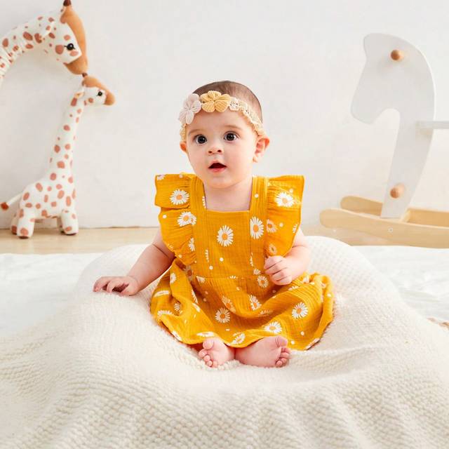 SHEIN Baby Girl Daisy Print Ruffled Hem Dress
