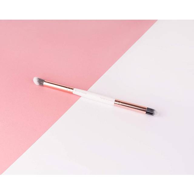 Brushworks Highlight & Contour Brush- Pink & Gold