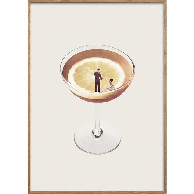 Poster & Frame Leon Maarten My Drink Needs a - 50 x 70 cm Affischer Från Magasin - Flerfarvet (50 x 70 cm)