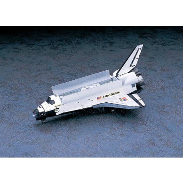 Hasegawa National Aeronautics and Space Administration Space Shuttle Orbiter Plastic Model 30 1/200