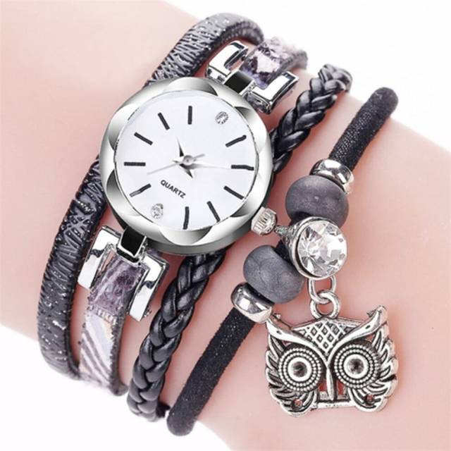 Ladies Small Dial Circle Owl Pendant Bracelet Watch(Black)