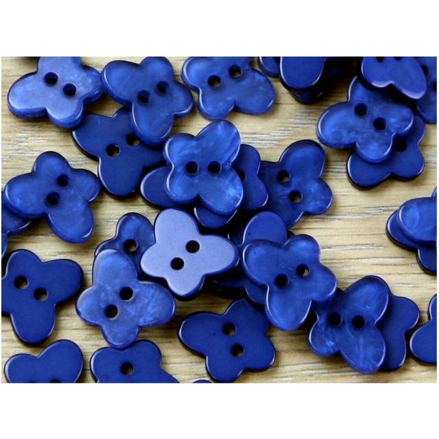 Trimits Pearlised Butterfly Buttons Dark Blue