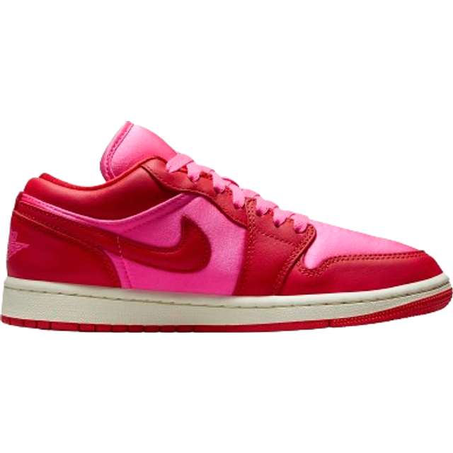 国内配送 NIKE W AIR JORDAN 1 LOW SE SAIL/V.RED-T.RED Air Jordan 1 Low SE WMNS Sail / Team Red - Apr 2025 - HJ9338
