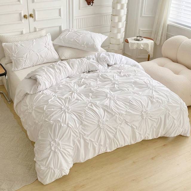 SHEIN 3pcs White Pleated Ruffle Floral Duvet Cover Set, Simple Luxury Modern Polyester Bedding Set, Soft & Breathable For All Seasons