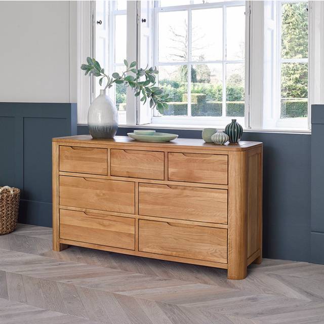 Natural Solid Oak Chest of Drawers - 7 Drawer Chest - Romsey Range - Oak Furnitureland