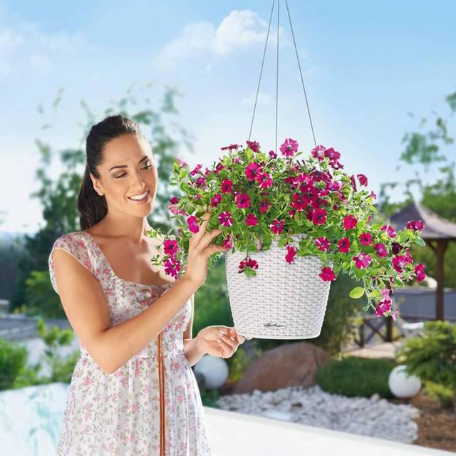 Nido Rattan Self-Watering Hanging Basket - White (23cm H x 27cm W x 27cm D)