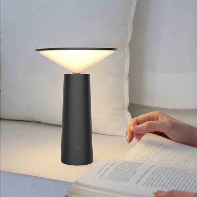 Table Lamp Eye Protection / Adjustable / LED Artistic / Simple Built-in Li-Battery Powered For Study Room / Office / Office DC 5V White / Black
