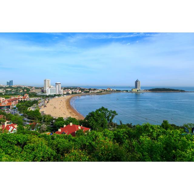Qingdao Scenery (51cm H x 76cm W x 3.8cm D)