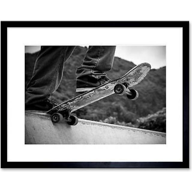 Wall Art Print Skateboarder Halfpipe Drop Framed - Black - W7 inch x H9 inch