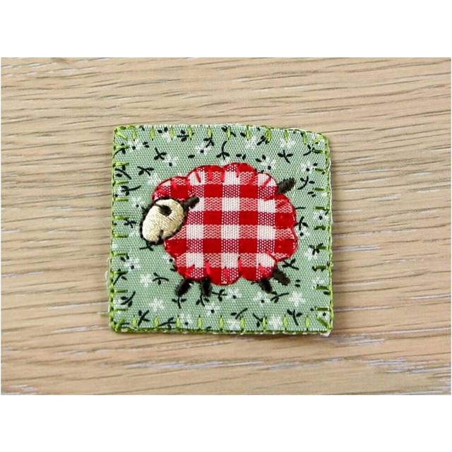 Gingham Sheep Patch Motif Red & Green