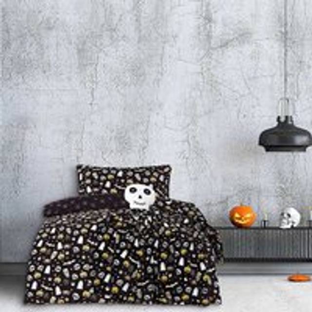 Spooky & Magical Halloween Fleece Throw Blanket - Soft Flannel, 120x150 cm - Black - 120cm x 150cm