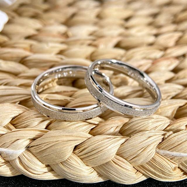 SHEIN 1Pc Frosted Couple Rings Wedding Band S925 Sterling Silver Round Promise Ring Eternity Ring Anniversary Ring Luxury Jewelry Gifts For Couple Engagemen