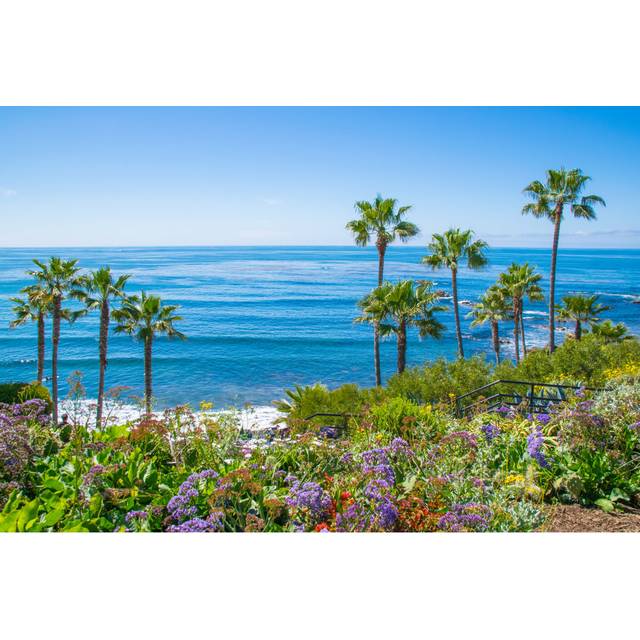 Laguna Beach, California (61cm H x 91cm W x 3.8cm D)