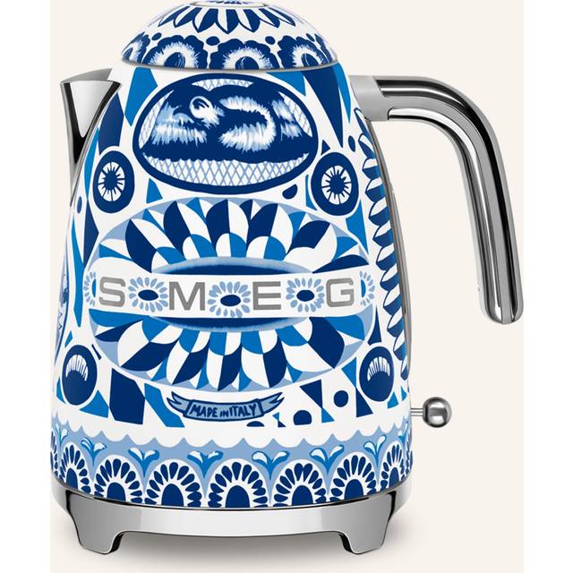 Smeg - Limited Edition D&G KLF03 Kettle 1,7l - blu mediterraneo/lackiert/BxHxT 22,6x24,8x17,1cm/integriertes Heizelement/Soft-Opening (24.8 x 22.3 x 17.1cm)