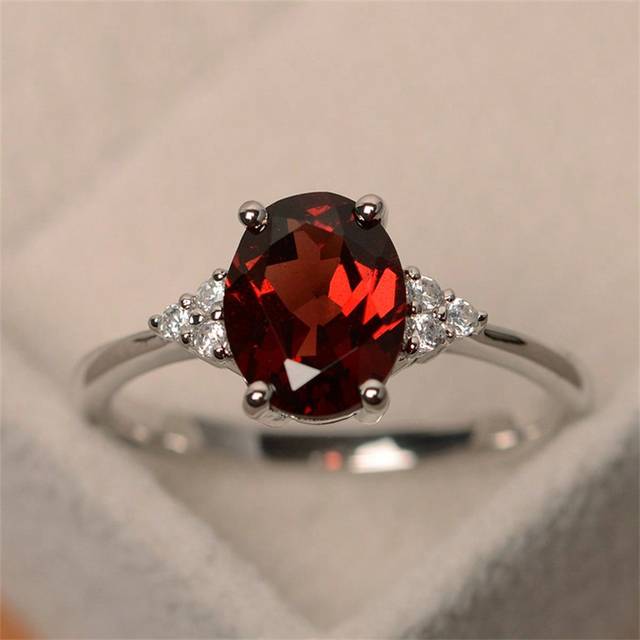 SHEIN 1pc Fashionable Women&#39;s Red Gem Engagement Ring