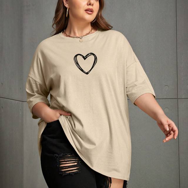 INAWLY Plus Size Heart Printed Drop Shoulder T-Shirt Women Graphic Tee Top For Summer