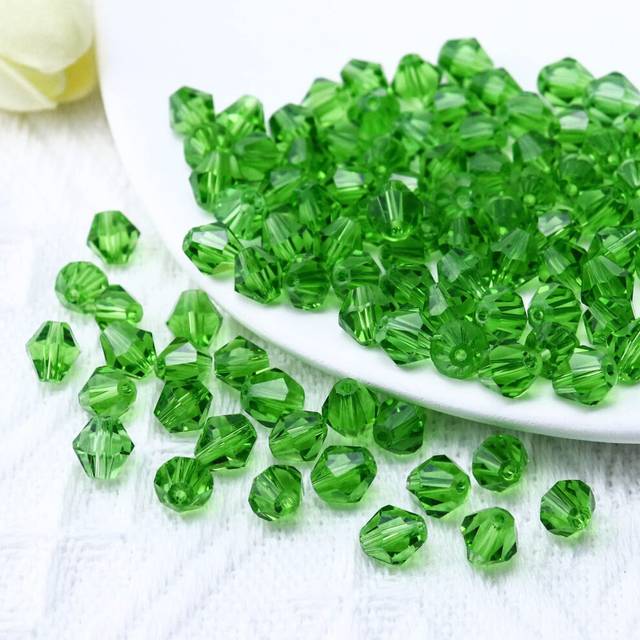 Dowarm 100PCS 8MM Bicone Beads  Green Crystal Glass Beads for Jewelry Making  Craft  DIY Bracelet  Necklace  Dolls