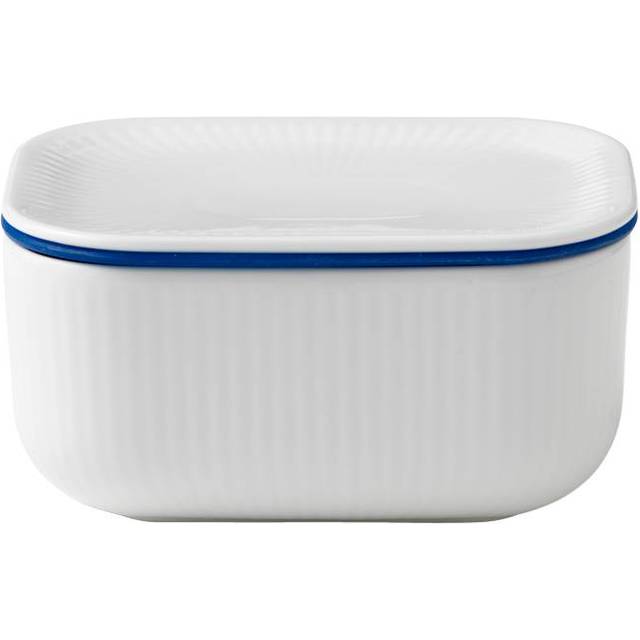Royal Copenhagen - White Fluted Smörask med lock 42 cl