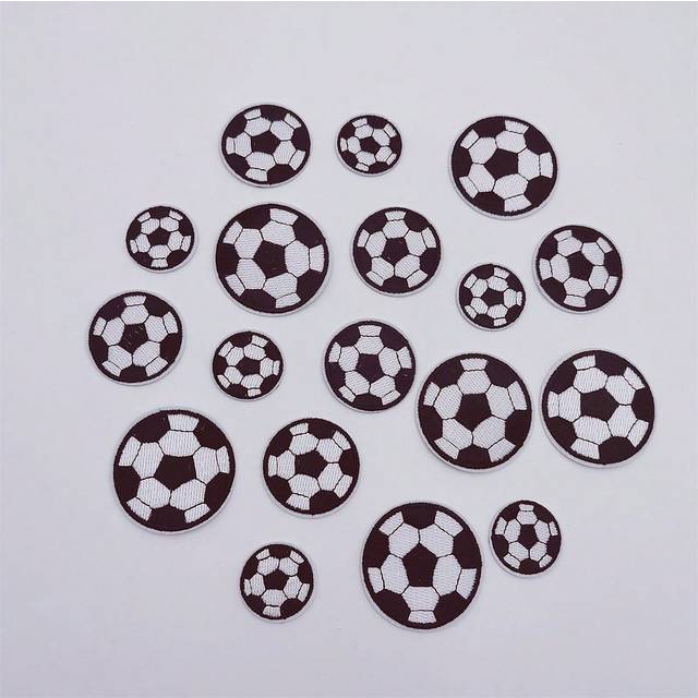 12 st. 3 Storlekar Blanda Runda Fotboll Fotboll Järn Sömnad Broderat Bricka Klistermärke För DIY Kläder Och Dekorationer Plagg Material Applikationer - Som foton (3cm, 4cm och 5cm Mix)