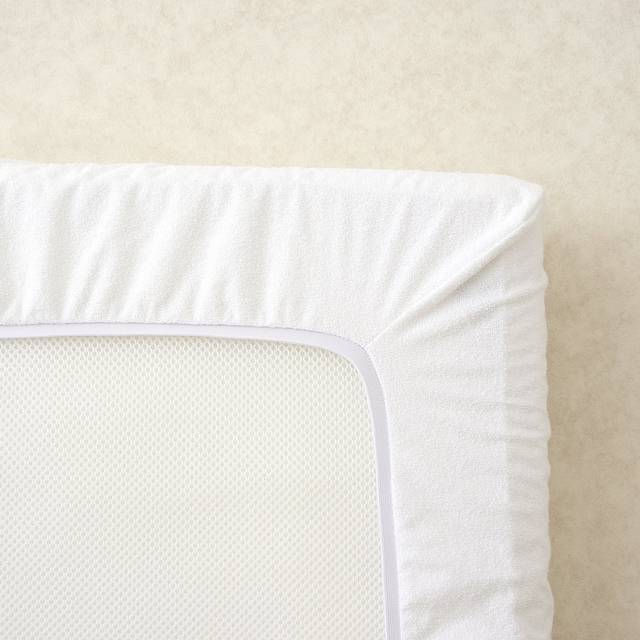 Waterproof Fitted Mattress Protector for Travel Cot - 95 x 65cm - White (One Size)