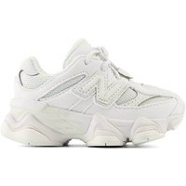New Balance Infants' 9060 in Grey Synthetic, size 8.5