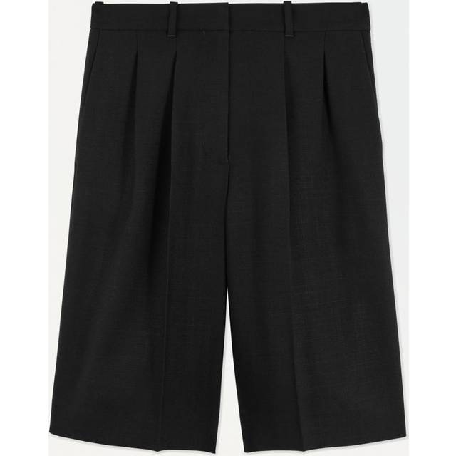 The Pleated Tailored Shorts - Black - 34