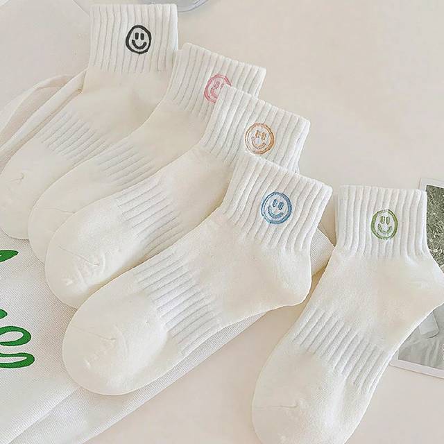 SHEIN 5pairs/Set Women&#39;s Simple Ins Style White Smiling Face Short Socks