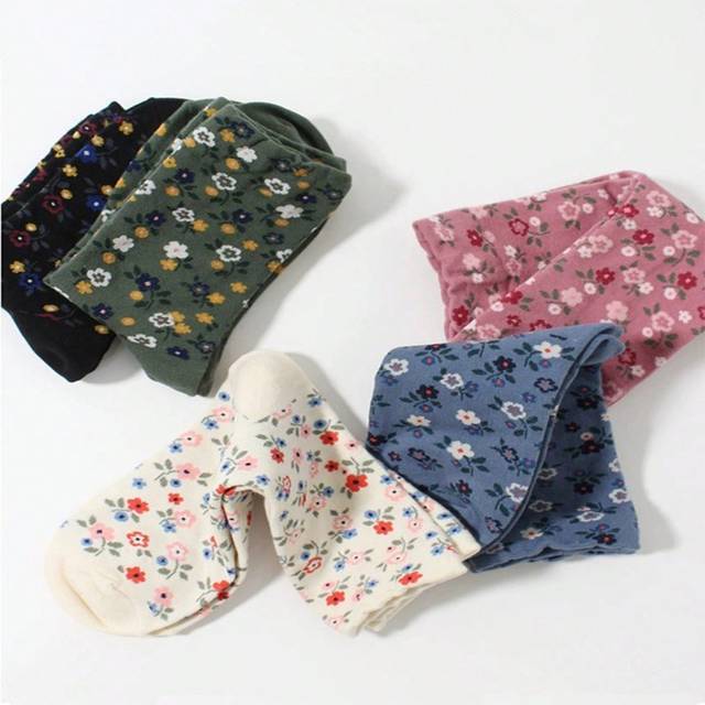 SHEIN 5pairs Random Delivery Floral Design Mid-Calf Socks For Autumn And Winter