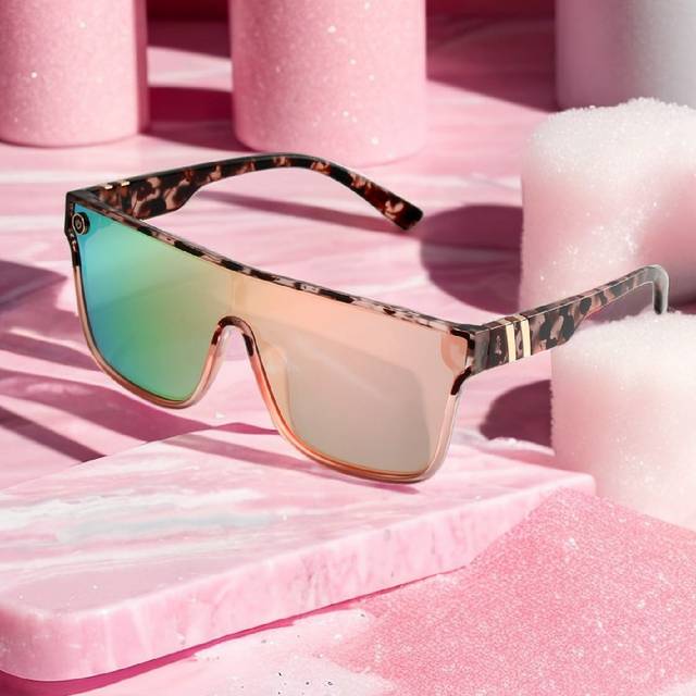 POLASUP 1pc Baby Pink Ladies&#39; Sunglasses With Tie-Dye Gradient Colors, Metallic Decor, Coating, Polycarbonate Shatterproof Lens, Walking, Beach, Travel, One-P