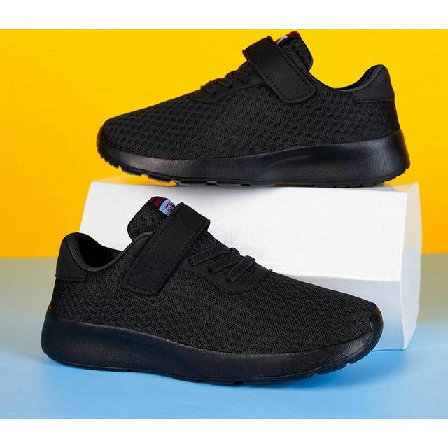 SHEIN 1 Pair Lightweight & Comfortable Women&#39;s Running Shoes, All Black Design, Mesh Upper, Breathable & Versatile, Slip-On With Buckle Closure, For Spring/