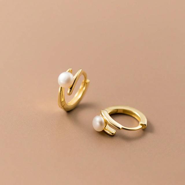 SHEIN 1 Pair French Elegant Double Layer Pearl Embellished Arc Pearl Hoop Earrings