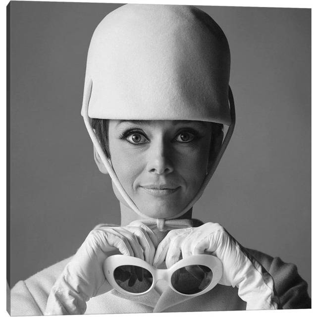 Audrey Hepburn Black and White How to Steal a Million by Radio Days - Wrapped Canvas Art Prints (45.72cm H x 45.72cm W x 1.91cm D)