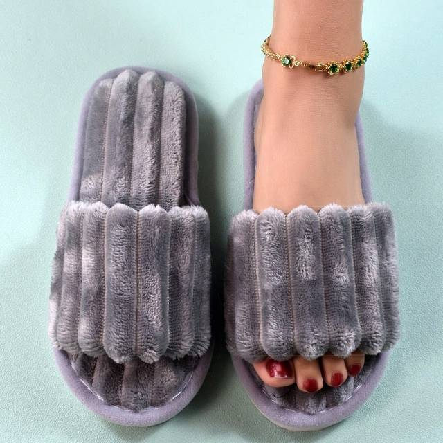 SHEIN Women&#39;s Fashionable Home Slippers, Simple And Fluffy Bedroom Slippers